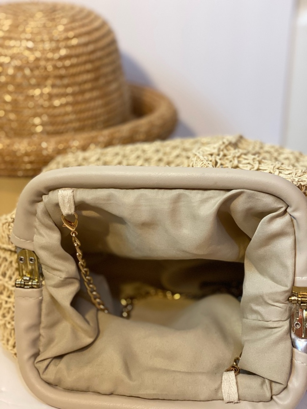 Woven Straw Clutch Bag with Chain Strap and Raffia Bowler Hat With Rolled Brim - Picture 6 of 9
